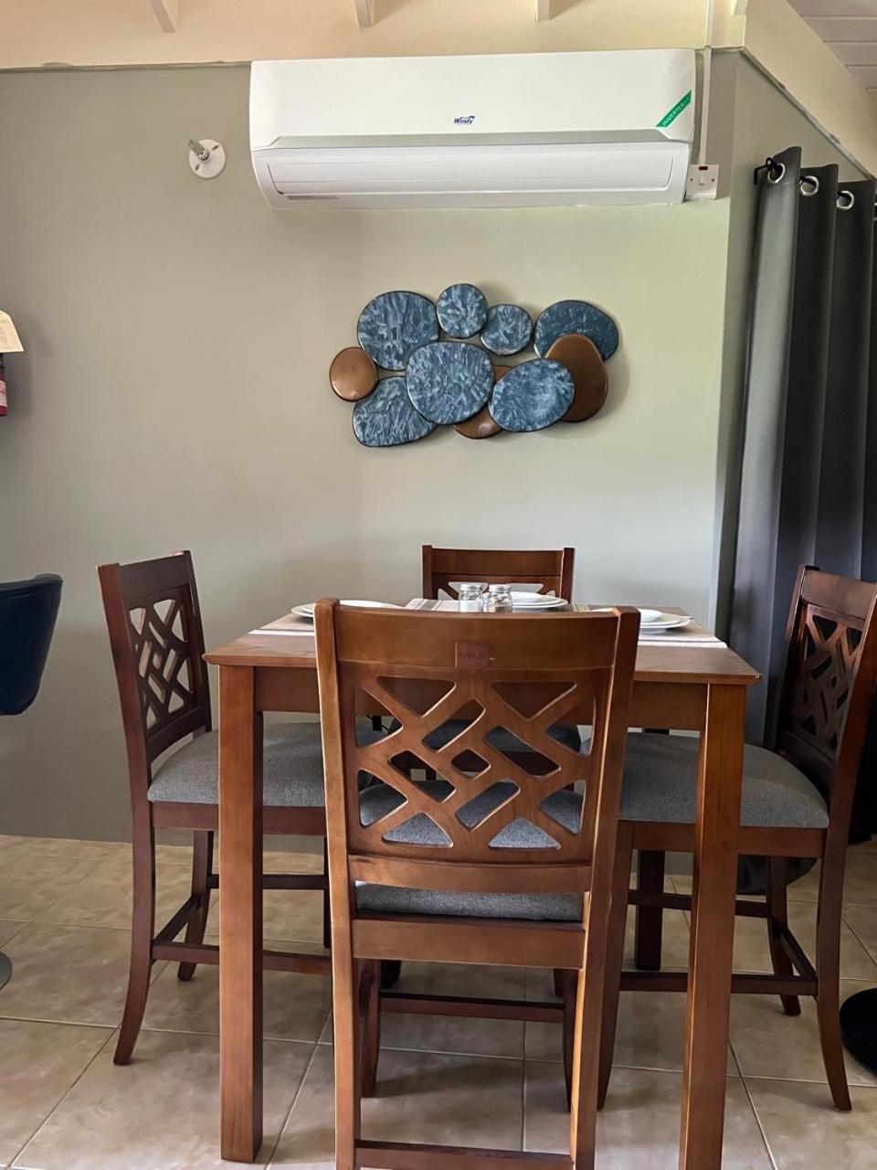 Reddie Vacation Homes Windsor  Eksteriør bilde