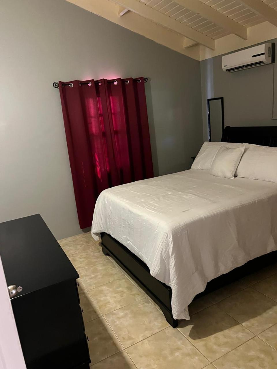 Reddie Vacation Homes Windsor  Eksteriør bilde